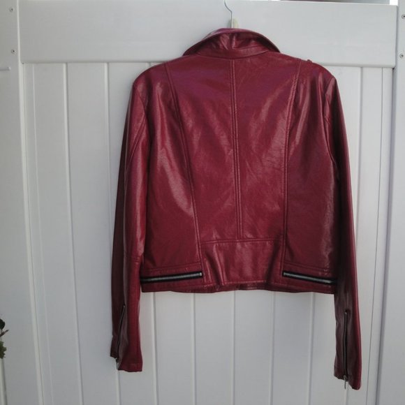 Wild Fable Womens Full Zipper Faux Leather Jacket Size Large Red Moto Cropped - Picture 3 of 4